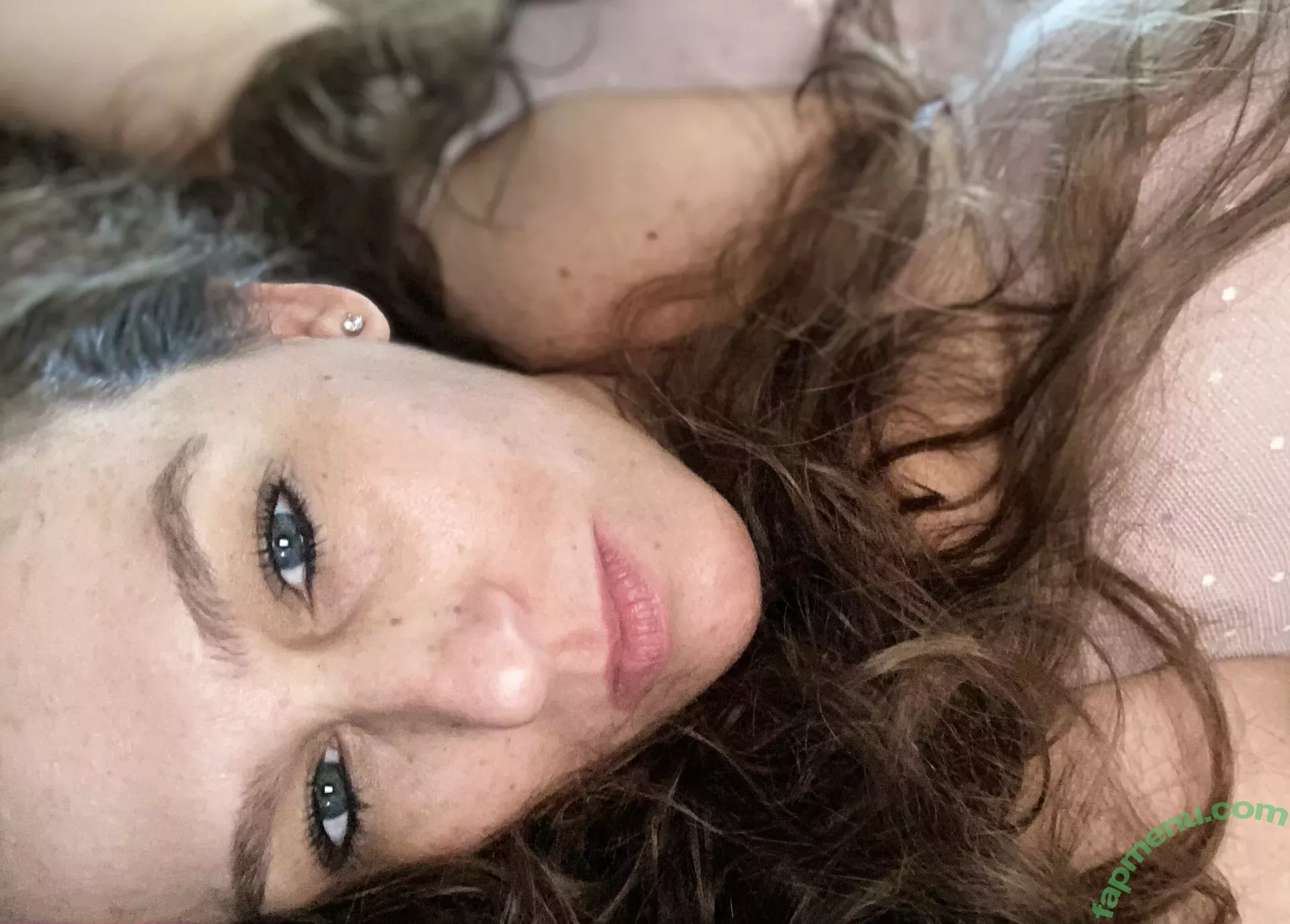 mncookies nude photo #0026 (milfncookiesto)