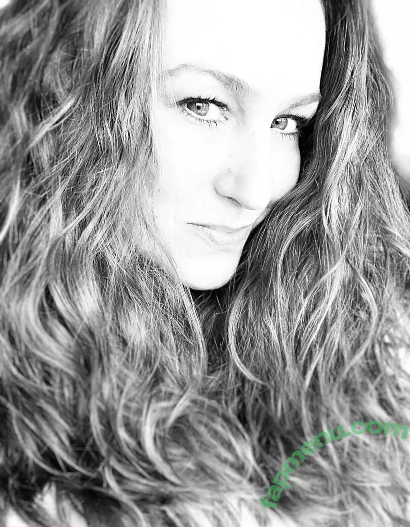 mncookies nude photo #0049 (milfncookiesto)