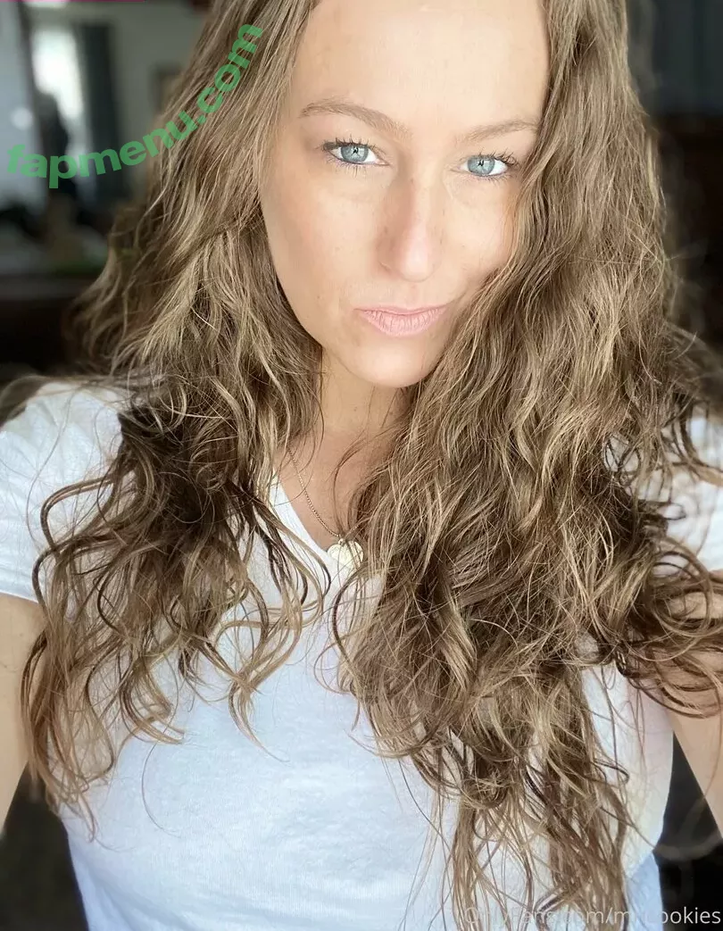 mncookies nude photo #0056 (milfncookiesto)