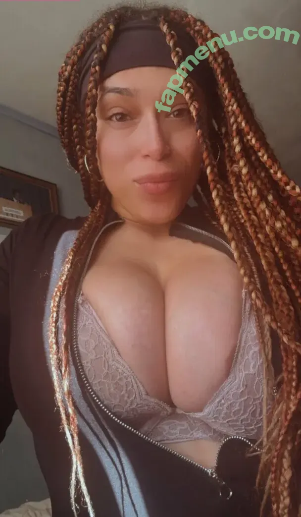 MO Spice nude photo #0032 (Safiyaswrld / edgesthroatgoat)