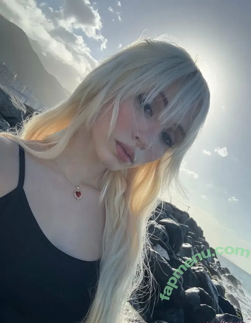 Mochidolll nude photo #0213 (Veroodle / lilmochidoll)