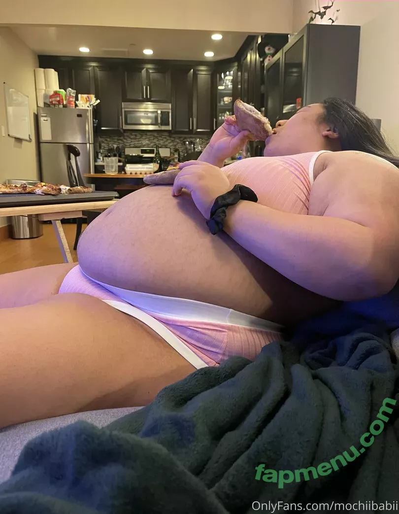 mochiibabii nude photo #0024 (mochii_babii)