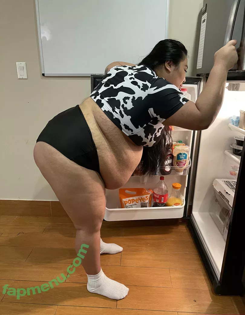 mochiibabii nude photo #0025 (mochii_babii)