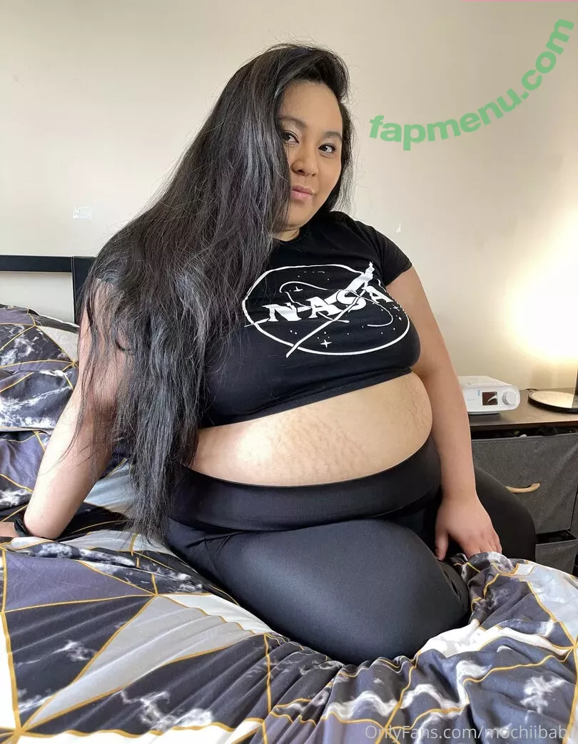mochiibabii nude photo #0051 (mochii_babii)