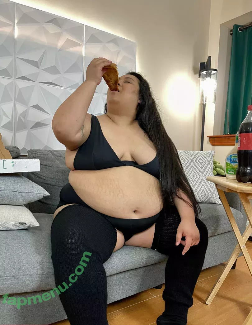 mochiibabii nude photo #0069 (mochii_babii)