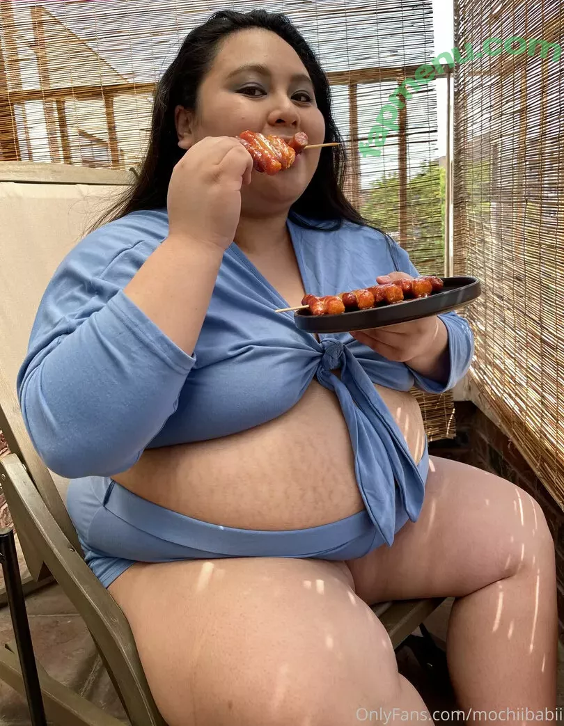 mochiibabii nude photo #0090 (mochii_babii)