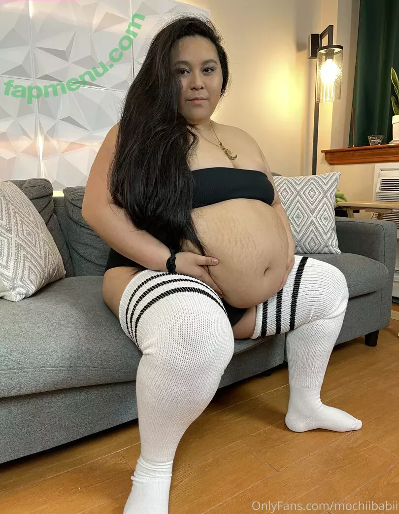 mochiibabii nude photo #0106 (mochii_babii)
