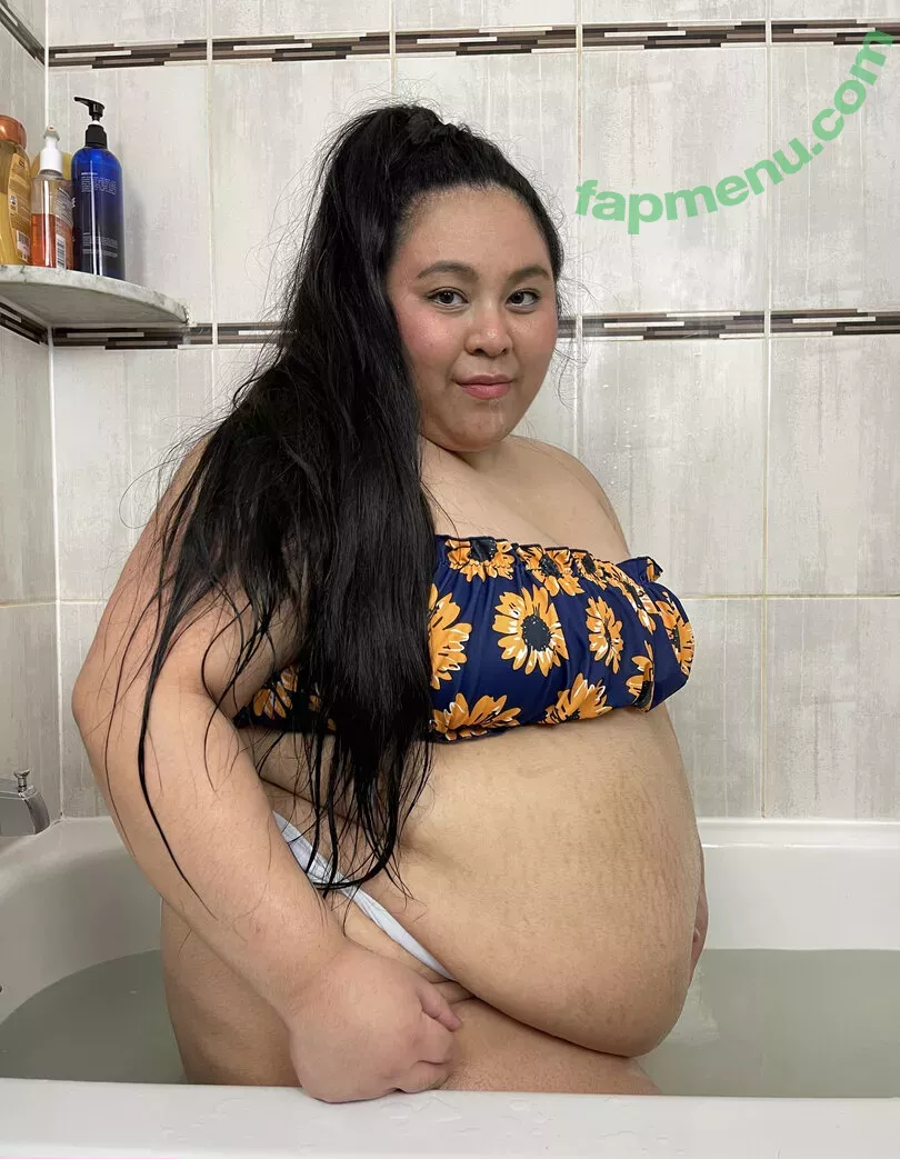 mochiibabii nude photo #0236 (mochii_babii)