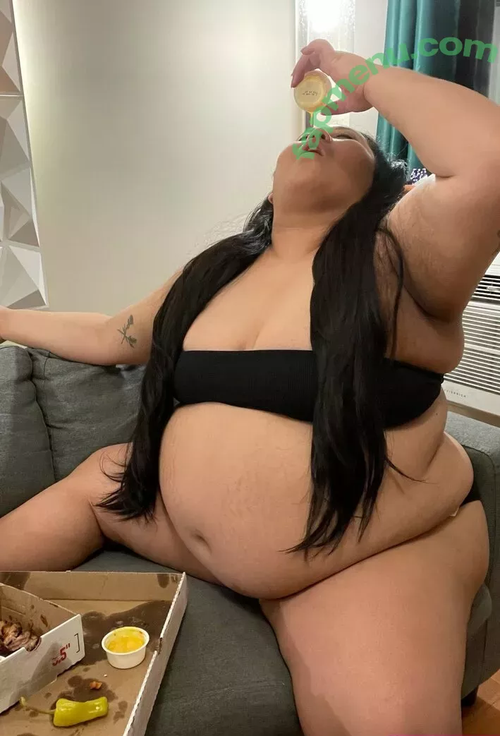 mochiibabii nude photo #0256 (mochii_babii)