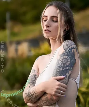 Model Lisa Marie / lisa.hates.you nude photo #0083