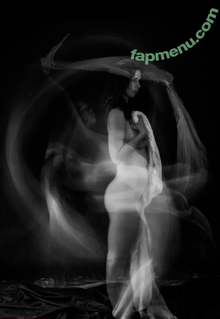 modeladventurerfree nude photo #0109 (thatadventurelover)