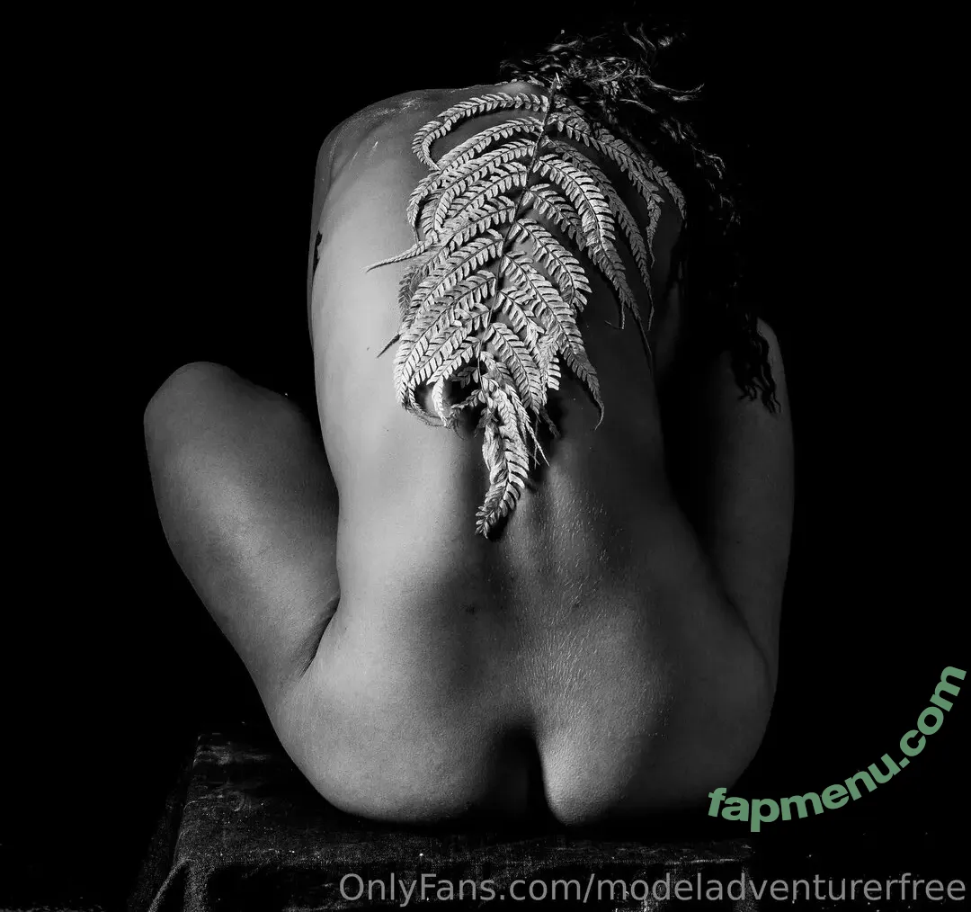 modeladventurerfree nude photo #0112 (thatadventurelover)