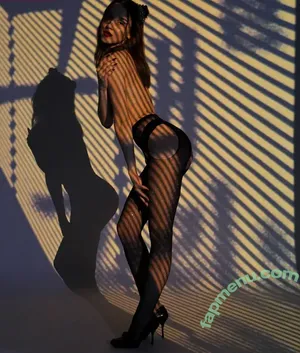  nude photo #0006