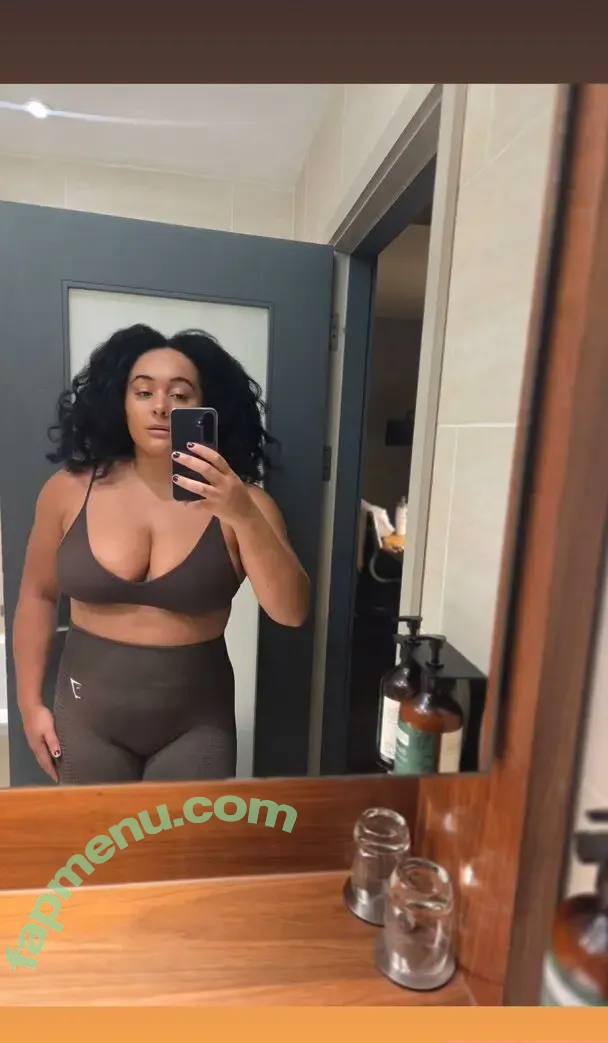 modernbritishrose nude photo #0430 (Louisa Mussington-Boreham / bigbootybritish / loumb)