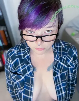 modestmolly / modestmollyboutique nude photo #0021