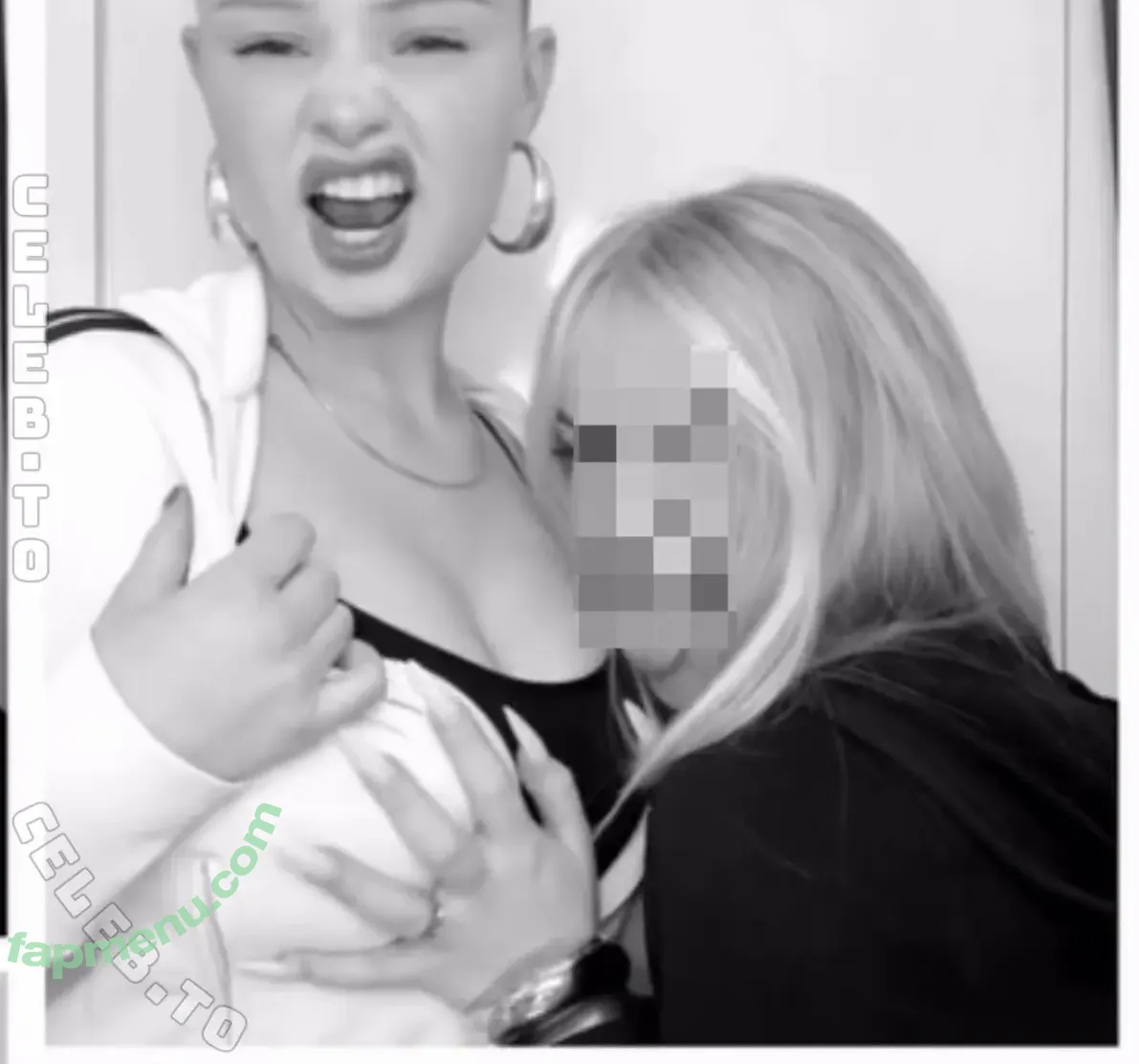 moechtegernmieze nude photo #0086 (moechtegernmieze)