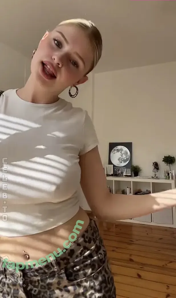 moechtegernmieze nude photo #0088 (moechtegernmieze)