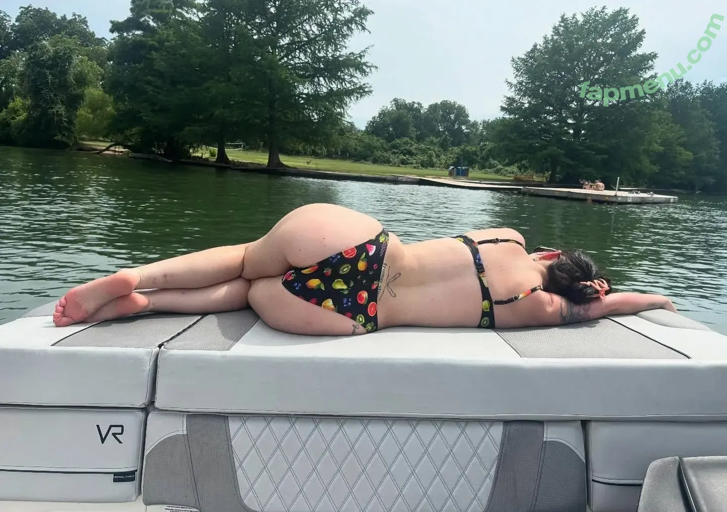 mole.tilda nude photo #0063 (mole.tilda)