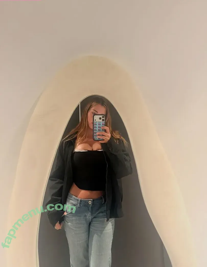 mole nude photo #0079 (lilmole / lilmolee)