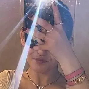 Molli / Like_befooore / like.before5 / sofiasmokesdrugs nude photo #0005