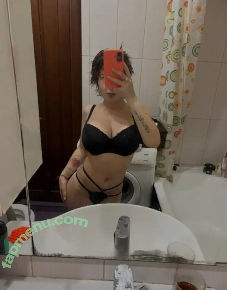 Molli nude photo #0035 (Like_befooore / like.before5 / sofiasmokesdrugs)