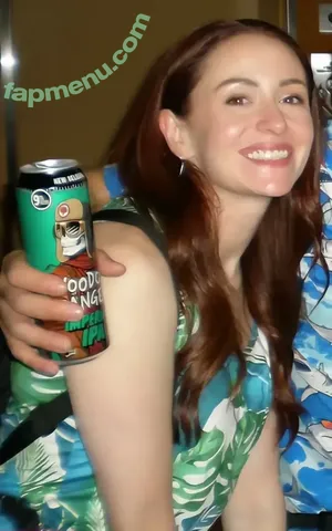 Mollie Damon / Star Wars Explained / molliemander nude photo #0052