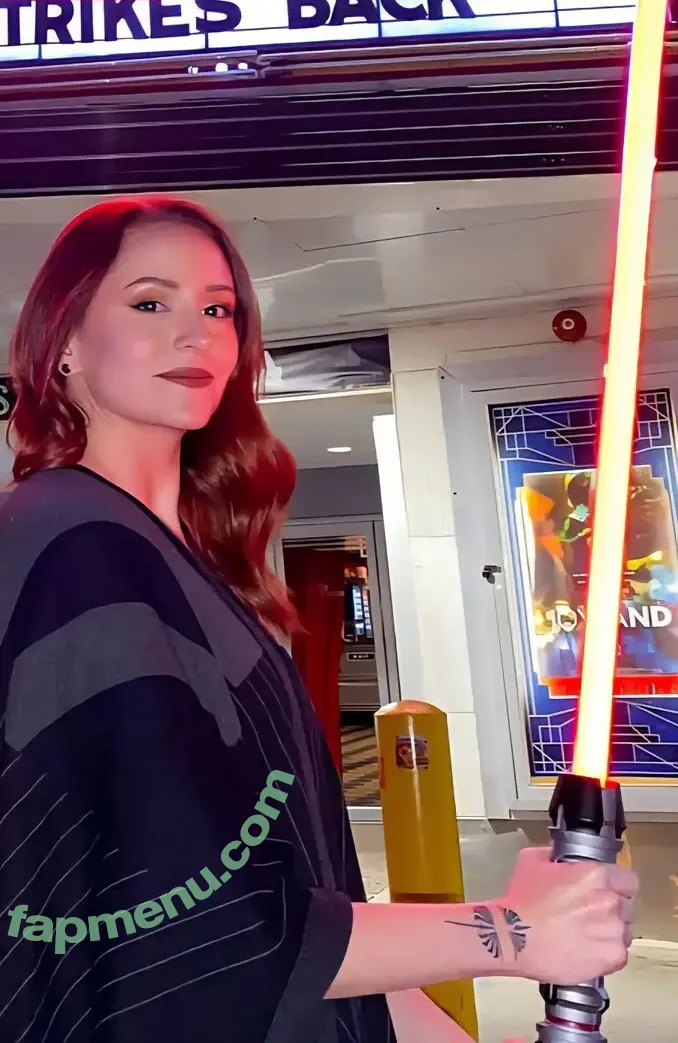 Mollie Damon nude photo #0067 (Star Wars Explained / molliemander)