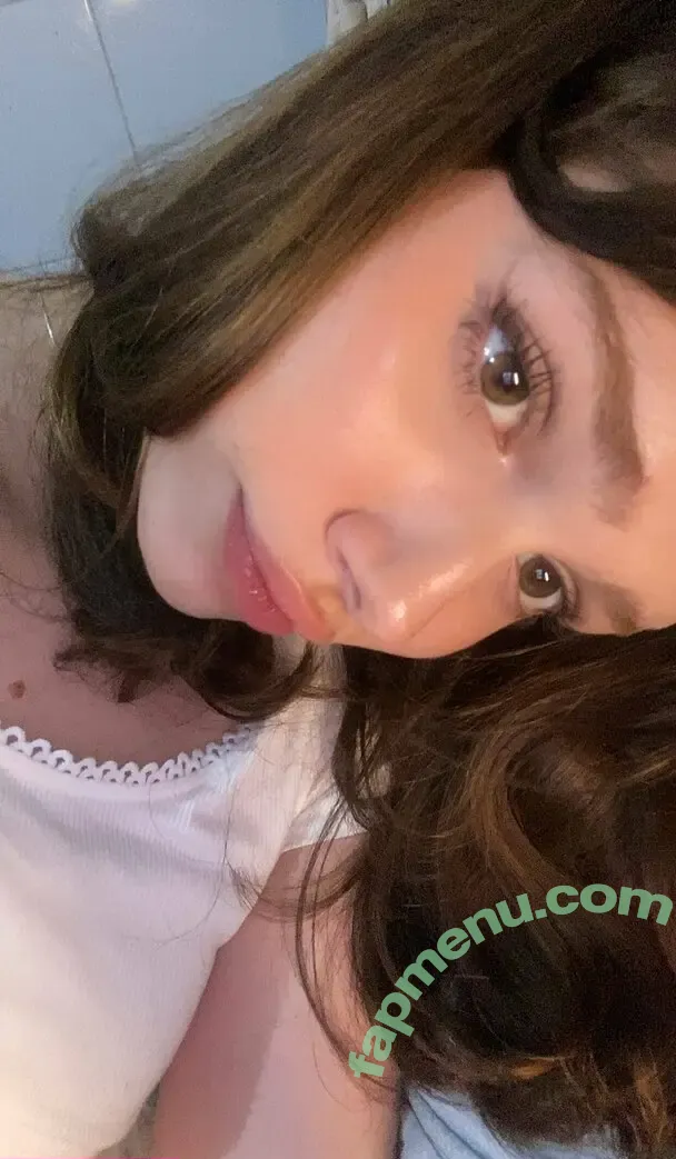 molliesworld nude photo #0035 (Molliesdream / molliesworld_)