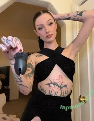 molliganbitch1 / molliganbitch nude photo #0048