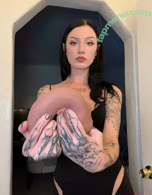 molliganbitch1 / molliganbitch nude photo #0056