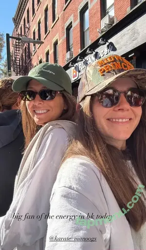 Molly Brown / Molly_Barista / mollyelizabethbrown / mollyqueen888 nude photo #0104