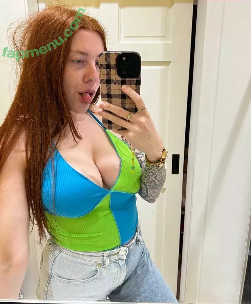 Molly Capper nude photo #0007 (mollycapper)