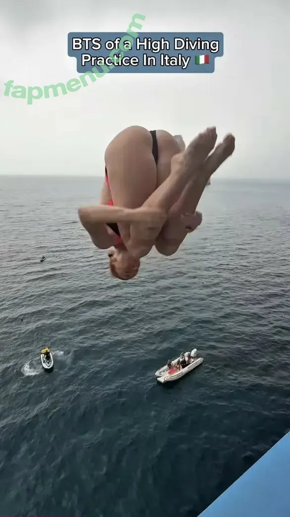 Molly Carlson nude photo #0283 (Canadian Diver / mollycarlson1)