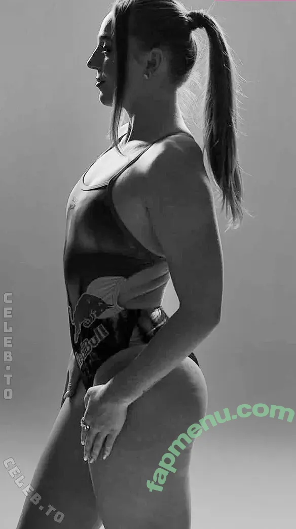 Molly Carlson nude photo #0306 (mollycarlson1)