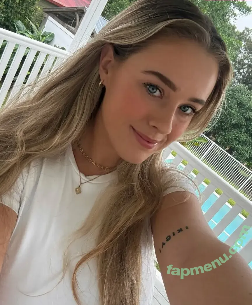 Molly Donahoe nude photo #0032 (mollydonahoe)