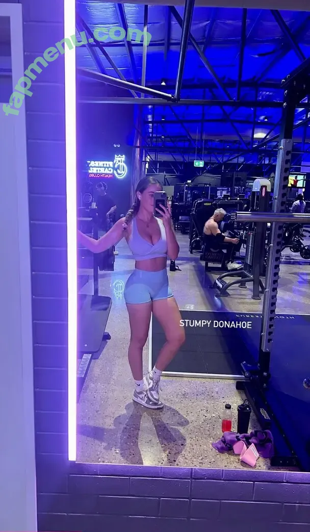 Molly Donahoe nude photo #0053 (mollydonahoe)