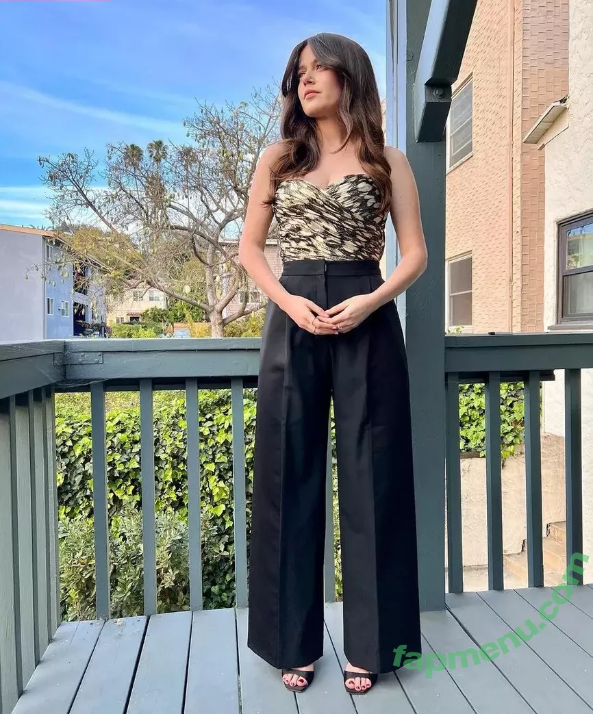 Molly Gordon nude photo #0001 (mollsterg)