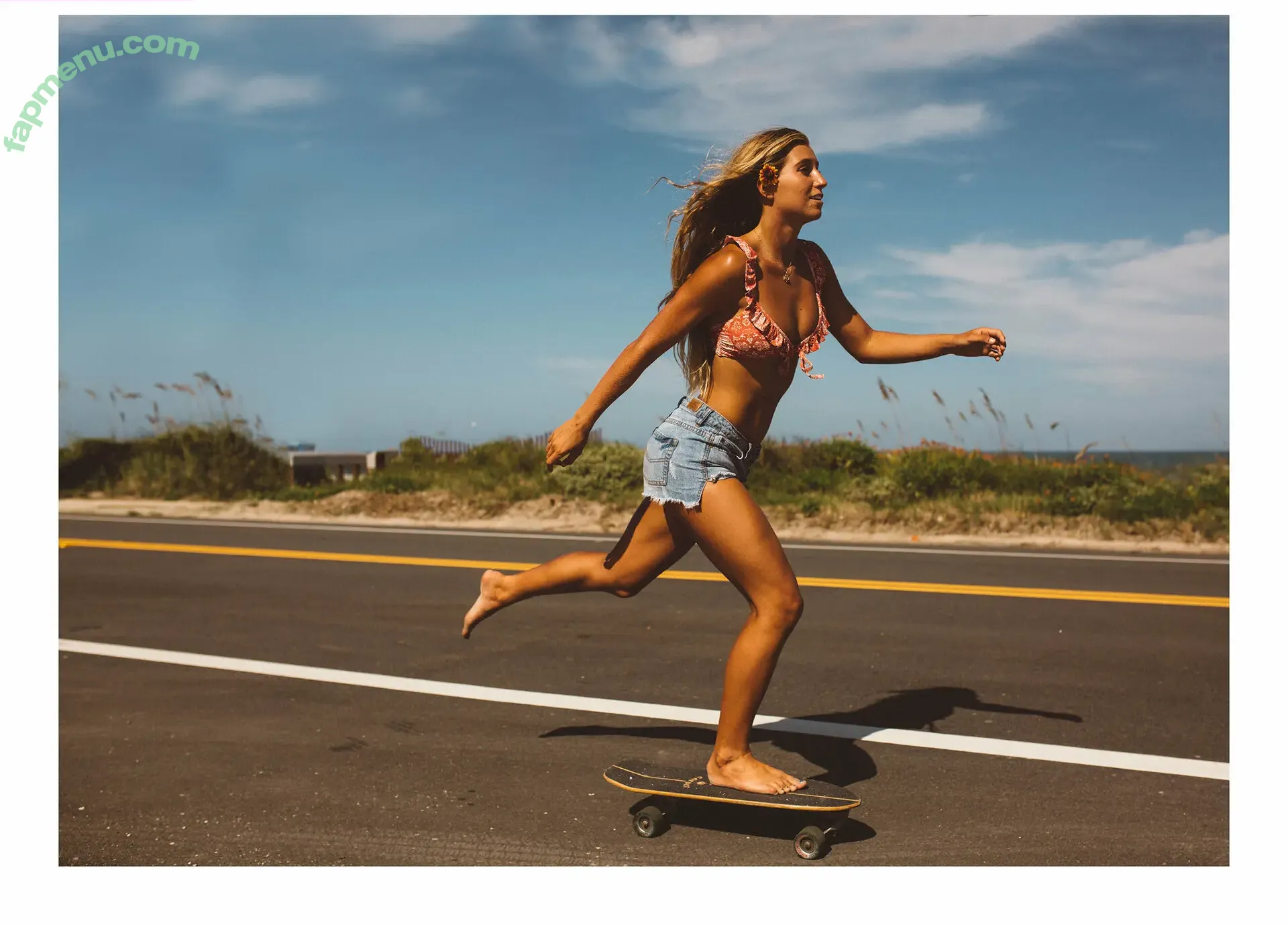 Molly Kirky nude photo #0001 (Molly Kirky)