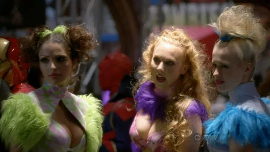Molly Quinn / lassmolly / mollycaitlynquinn nude photo #0028
