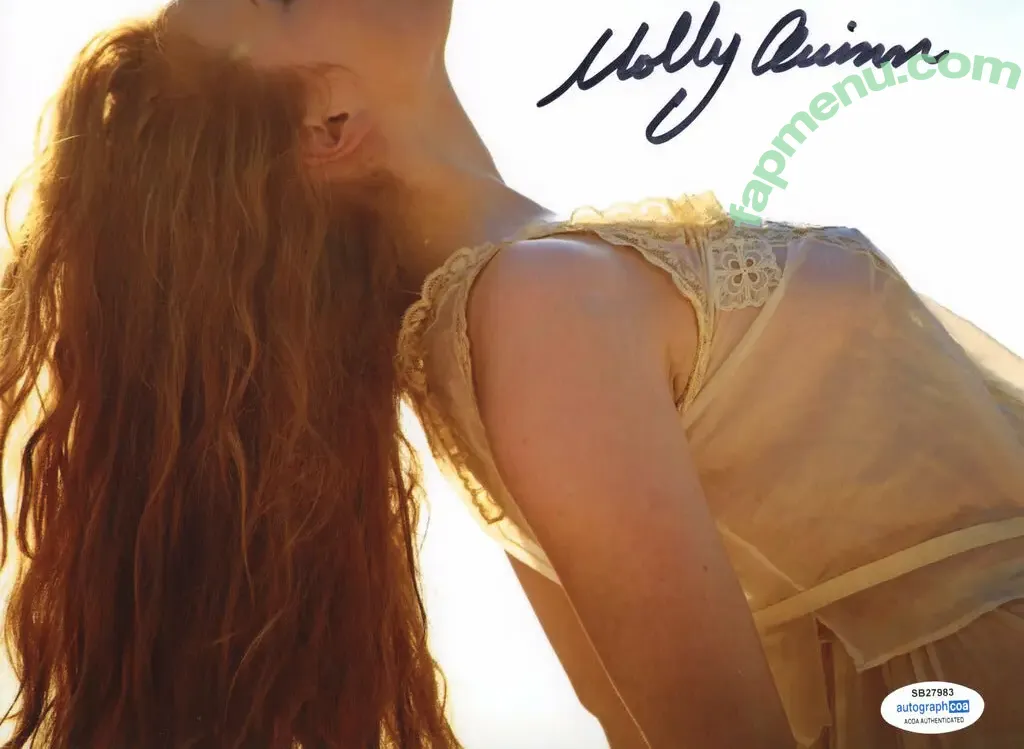 Molly Quinn nude photo #0163 (lassmolly / mollycaitlynquinn)