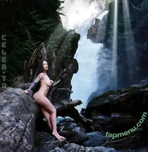 Molly Rennick / molly.rennick / mollyrennick / mollyrennickldg / posts nude photo #0090