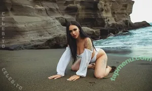 Molly Rennick / molly.rennick / mollyrennick / mollyrennickldg / posts nude photo #0097