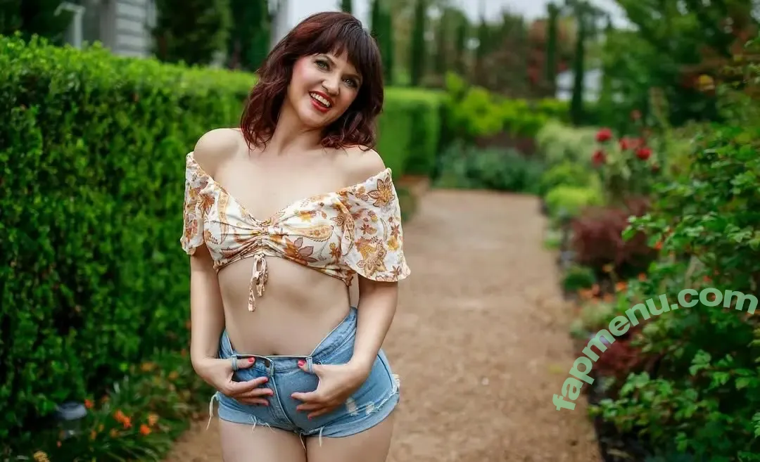 Molly Rose nude photo #0211 (Mollyroseee8 / asianshawtyoxo / mollyroselove / mollyrosexx)