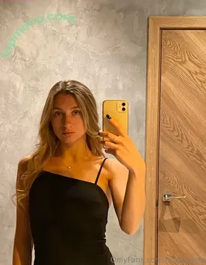  nude photo #0005