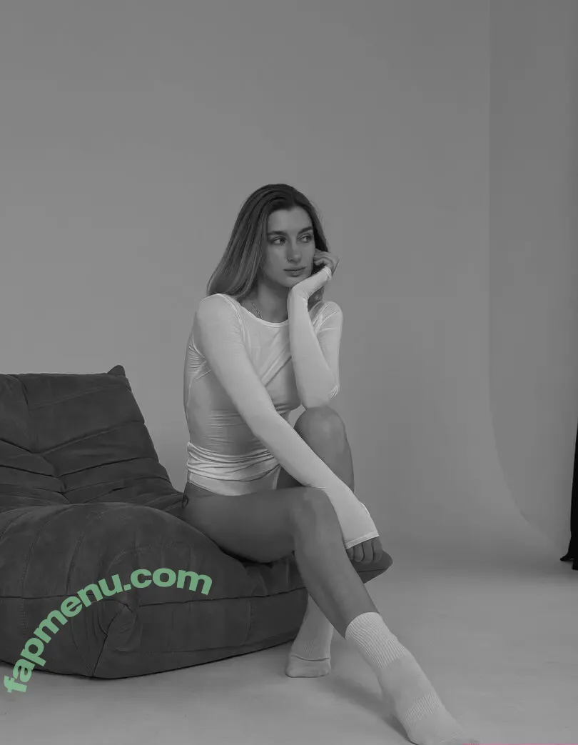 mollyhartx nude photo #0035 (mollyhartx)