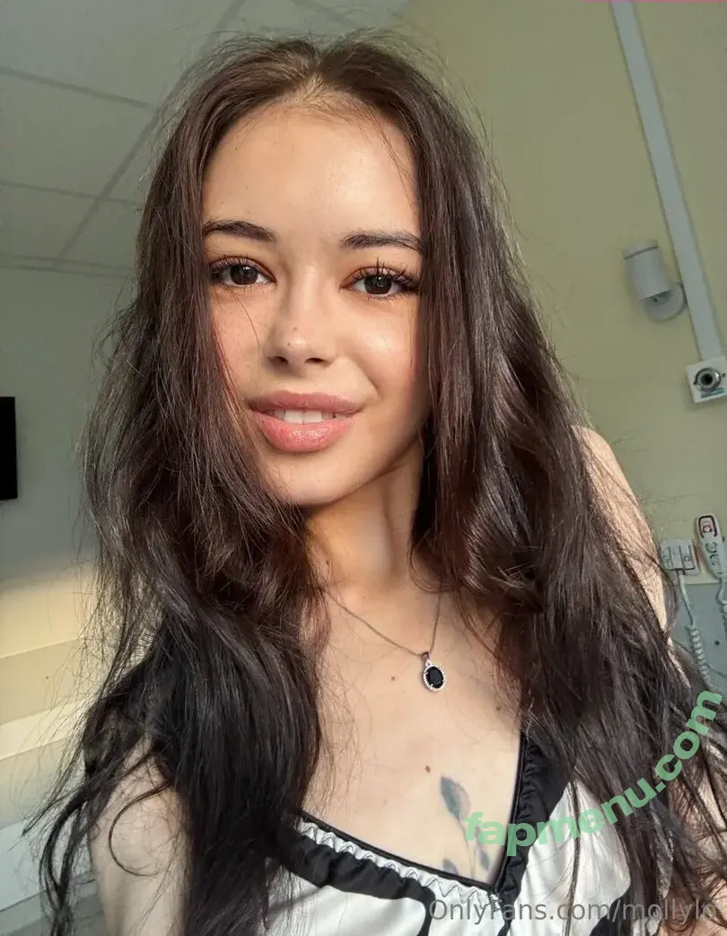 mollylo nude photo #0282 (mollylo93)
