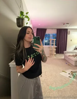 mollymaeve / mollymaeve_ / smtten_kitten nude photo #0593