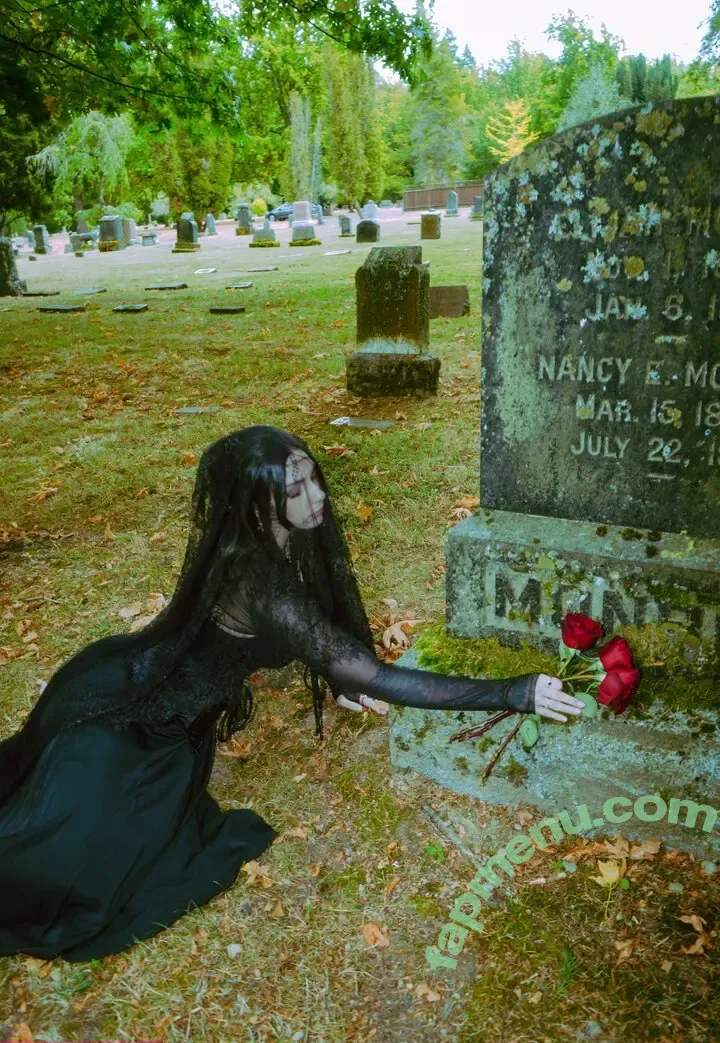 mollymaeve nude photo #0599 (mollymaeve_ / smtten_kitten)