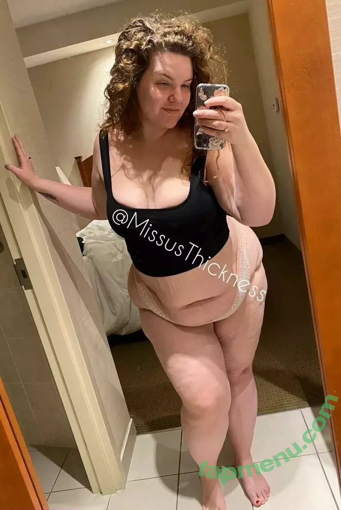 mollynonsense nude photo #0038 (missusthickness / molly.nonsense)