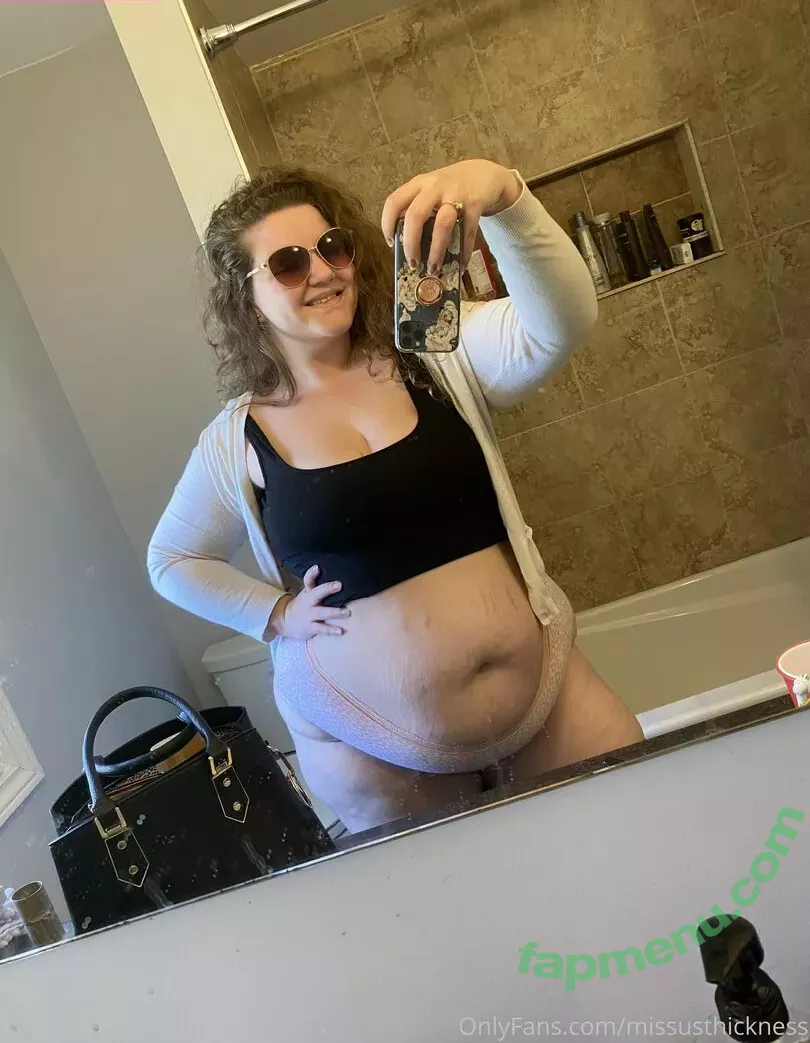 mollynonsense nude photo #0064 (missusthickness / molly.nonsense)